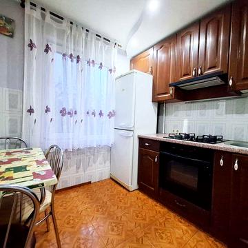 Оренда квартири з ремонтом   Василя Кучера 2А  Борщагівка