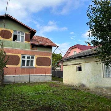 Продається половина будинку, р-н Нової Волощі, у м. Дрогобич!