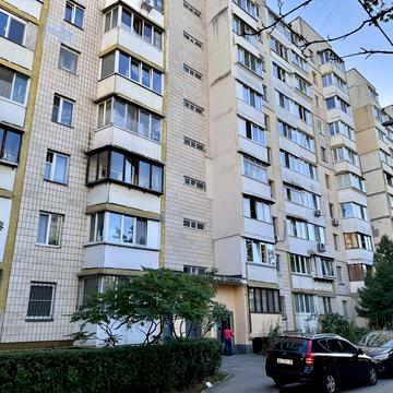 Прилужна вул., 10