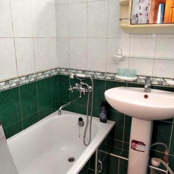 Двокімнатна квартира з ремонтом на Таїраво.