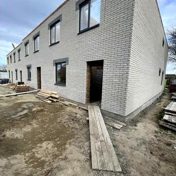 ТАУНХАУС на замості
