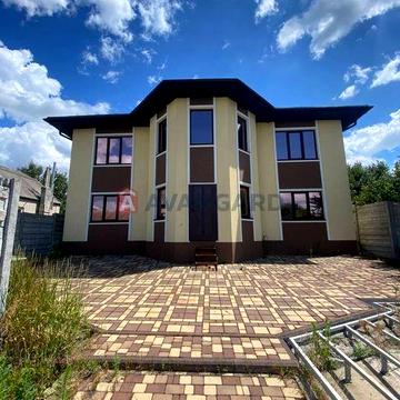 Продаю великий будинок на березі ріки Самара