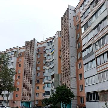 Продам 2 кімнатну Митниця