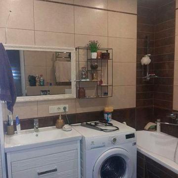 Продам 3 к. квартиру метро Салтівська