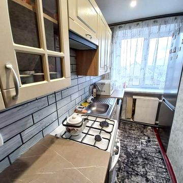 Продаж квартири в м. Жмеринка по вул Тичини