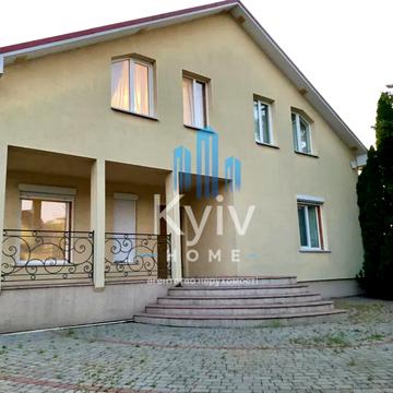 Центральна вул.