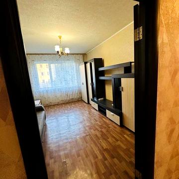 Продаж трикімнатної квартири, 72 кв., Харківське шосе 174Б, 2й поверх.