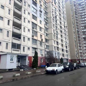 Позняки, Григоренко 18а