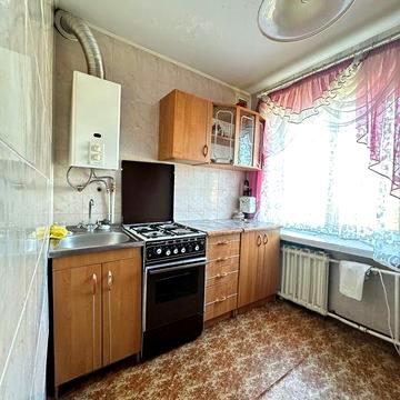 Здається 2-кімнатна квартира район школи 3