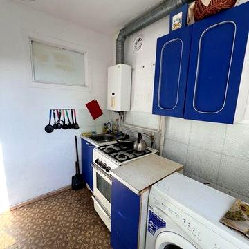 Продам 3 кімн. квартиру вул. Новоорловская, Мазепы