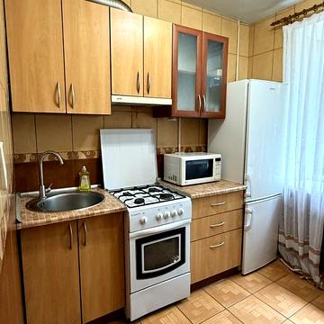 Довгострокова оренда 1к Квартира Трегубенка вулиця