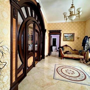 Довгострокова оренда 3к Дім Висока (Петрова) вулиця