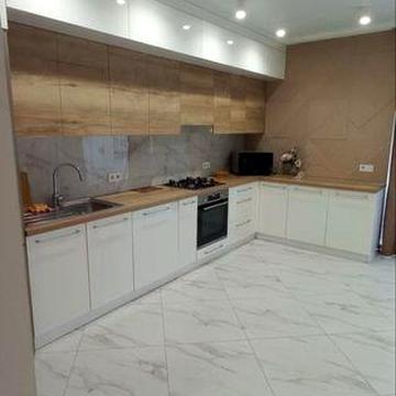 Оренда 2пов будинку вул. Мазепи