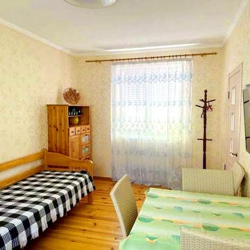 Продам дачу с.Новосілки.Підсобні приміщення,криниця,камін