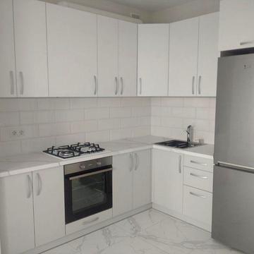 Озерна 1 кімнатна квартира