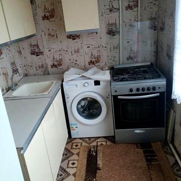 Довгострокова оренда 1к Квартира Зарічанська вулиця