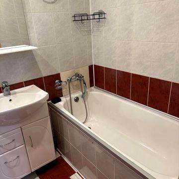 Зуп. 4 нова поліклініка 2 кімнатна квартира