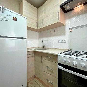 Продам 1 кімнатну квартиру в Центрі міста.