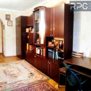 Продам 2к квартиру Голосіївський парк метро Васильківська Голосіївська