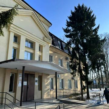 Академіка Янгеля вул., 35