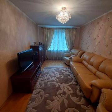 Продається 3-кімнатна квартира по вул. Санаторна, 27