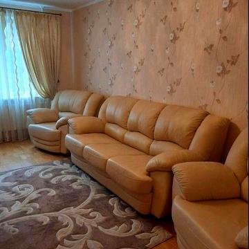 Продається 3-кімнатна квартира по вул. Санаторна, 27