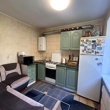 Перемоги вул., 3