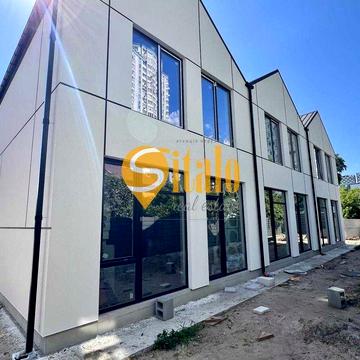 Таунхаус біля метро Осокорки, Новус, закрита територія містечка