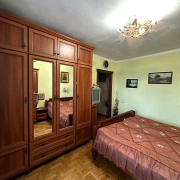 Продаж 4к Квартира Небесної Сотні (Кіквідзе) вулиця