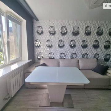 Довгострокова оренда 4к Квартира Галини Мазепи (Ковалевської Софії) вулиця