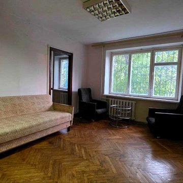 У продажу квартира на 4 кімнати , р-н Браїлки