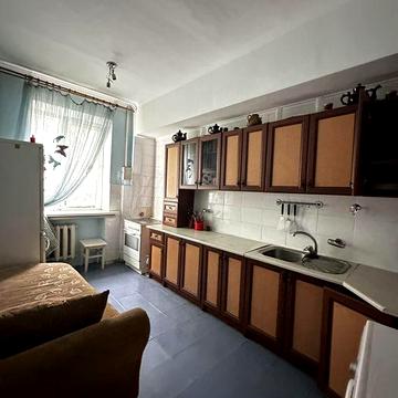Продаж 1к квартири 44м.кв в Коцюбинському + Гараж в дворі