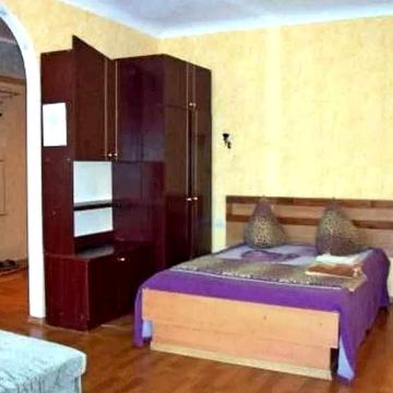 Оренда без посередників – 1-кімнатна, Полтава, Поділ, біля зупинки.