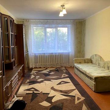 Здам двох кімнатну вул.Б.Хмельницького,1б