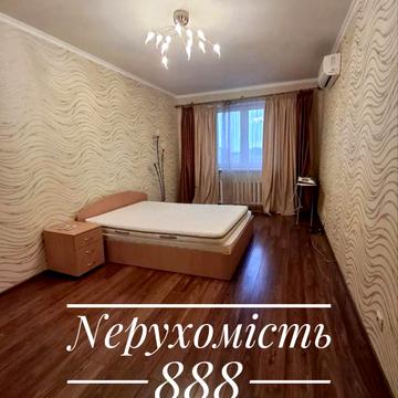 Олександра Мишуги вул., 8