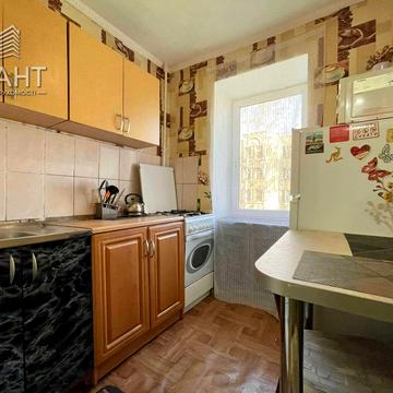 Холодногірська вул. (Горького), 37