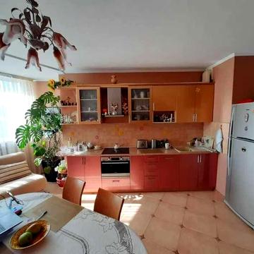 Продаж 2 к кв 81 кв.м вул срібнокільська 1, Метро позняки