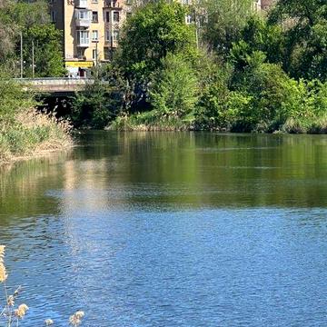 Сдам 2 комнатную квартиру в центре города с автономным отплением