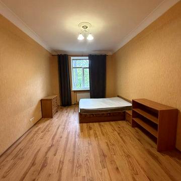 Здам в оренду 3 кімнатну квартиру район центру .