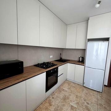 Хіміків вул., 31