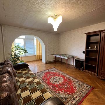Звязківців, 7