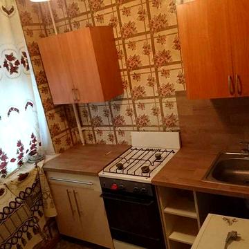 Продам 2 кiм. квартиру  вул. Ньютона, район 22 лiкарнi