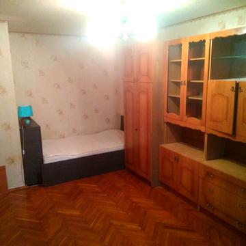 Авіаконструктора Антонова вул., 4к1