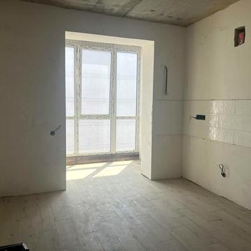 Академіка Сахарова вул., 5