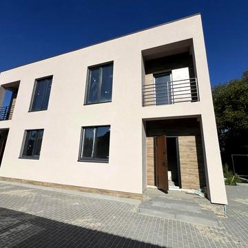 Миколи Гамалія вул., 35