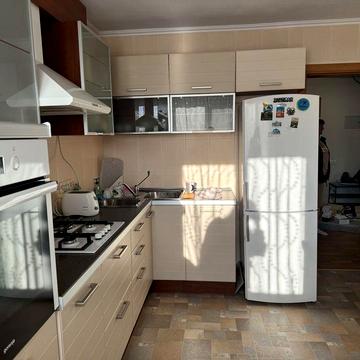 Здам 2 к.кв. вул.Незалежності 14Г, 3 поверх,  Газ, відмінна