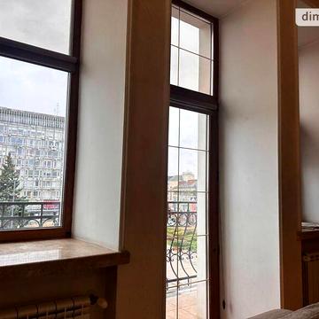 Довгострокова оренда 2к Квартира Соборна вулиця