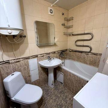 Оренда 2 кімнатної квартири в центрі бульвар Українського Відродження