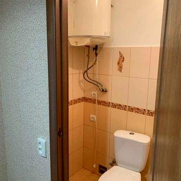 Продаю  економну  квартиру 3й поверх (Черемушки)