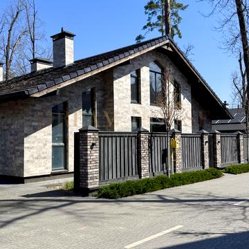 Дунаєвського, 21